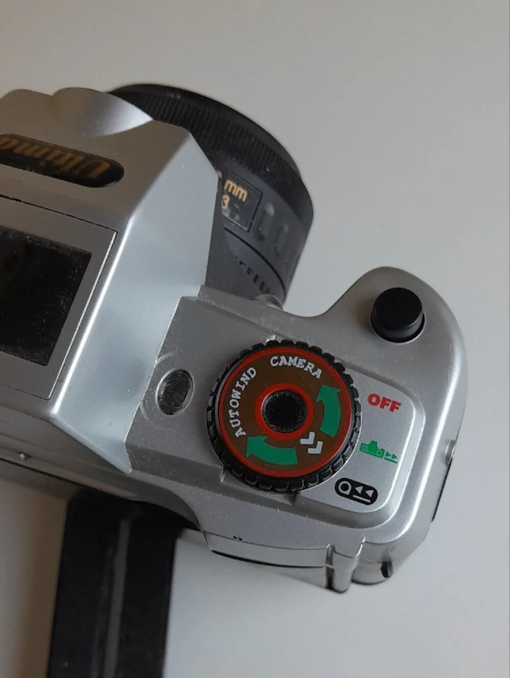 Ultima Vintage Silver and Black 35mm Film Camera